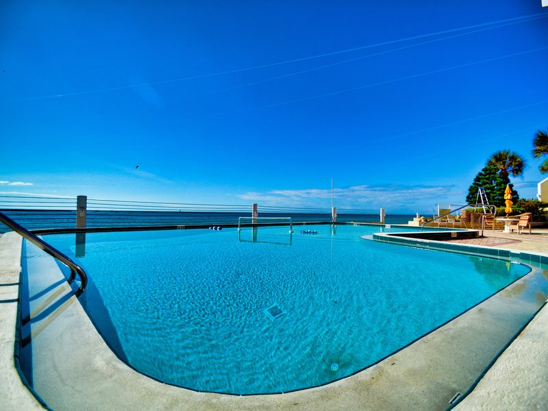 Water front Pool
